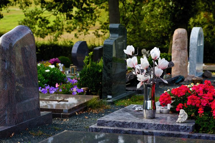 Choosing the right tombstone is no small undertaking. Before buying a memorial for your loved one, ask yourself these ten essential questions.